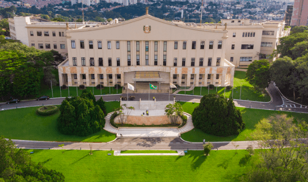 Concurso CGE SP: iniciais de R$ 17,8 mil? Conheça o salário de um Auditor!